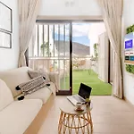 Lägenhet Sea View, 5min Beach, Wifi, Pool, Center, Dolphin Excursions, Kids Friendly *
