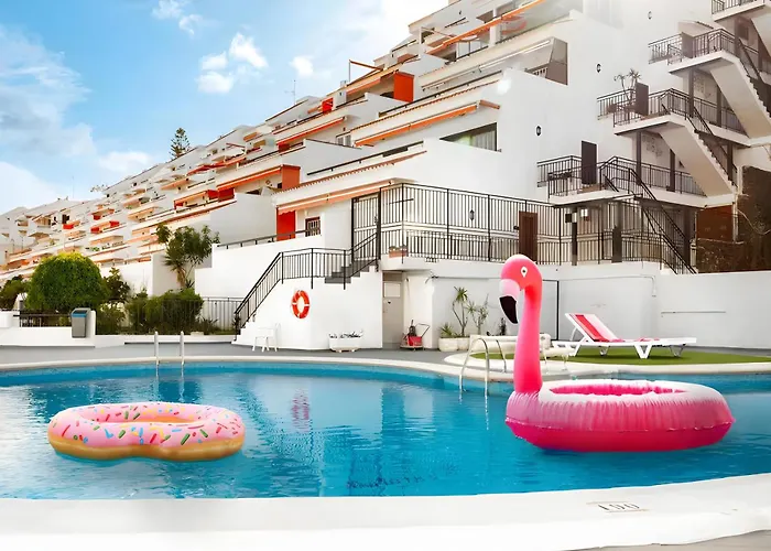 Sea View, 5min Beach, Wifi, Pool, Center, Dolphin Excursions, Kids Friendly Appartamento